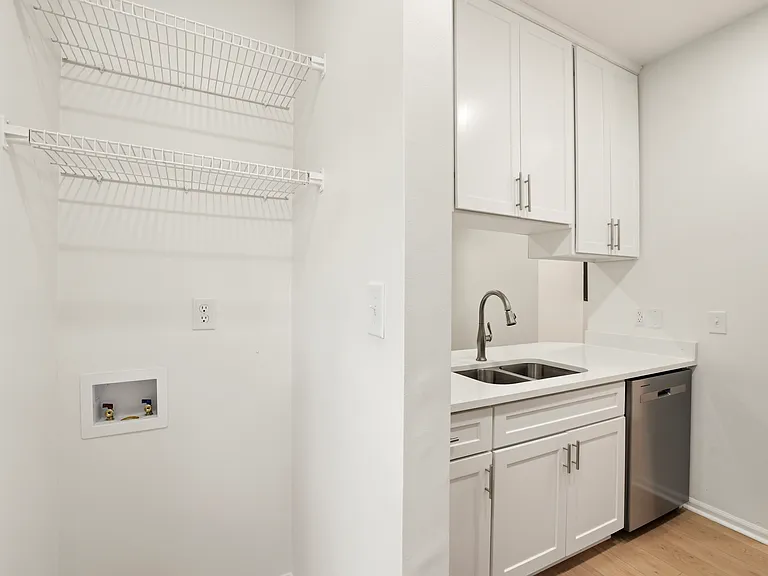 912 Marys Dr #C — Photo 8