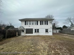 923 Ocean Rd, Point Pleasant Beach, NJ 08742