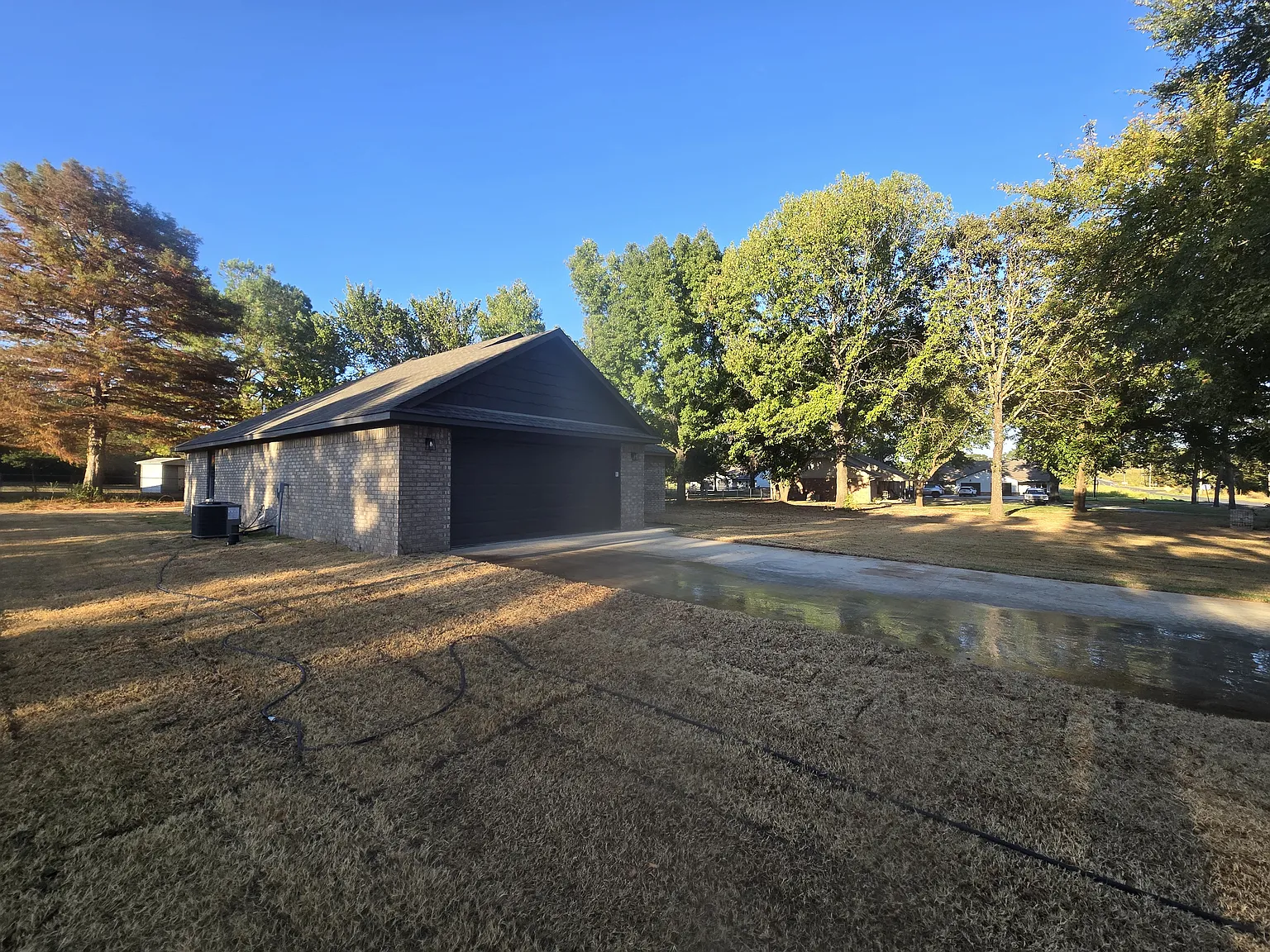3 bed, 1525 sqft, $2,200 — Photo 2