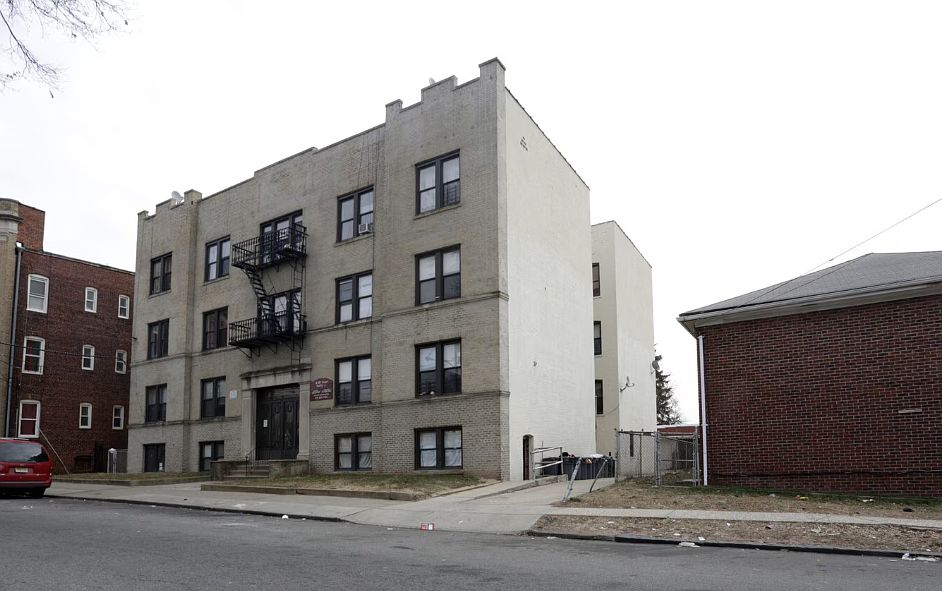 2nd image of 18-19 40th St #306B