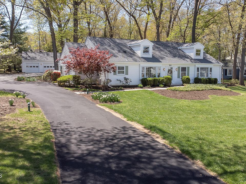 1st image of 321A Sharon Way