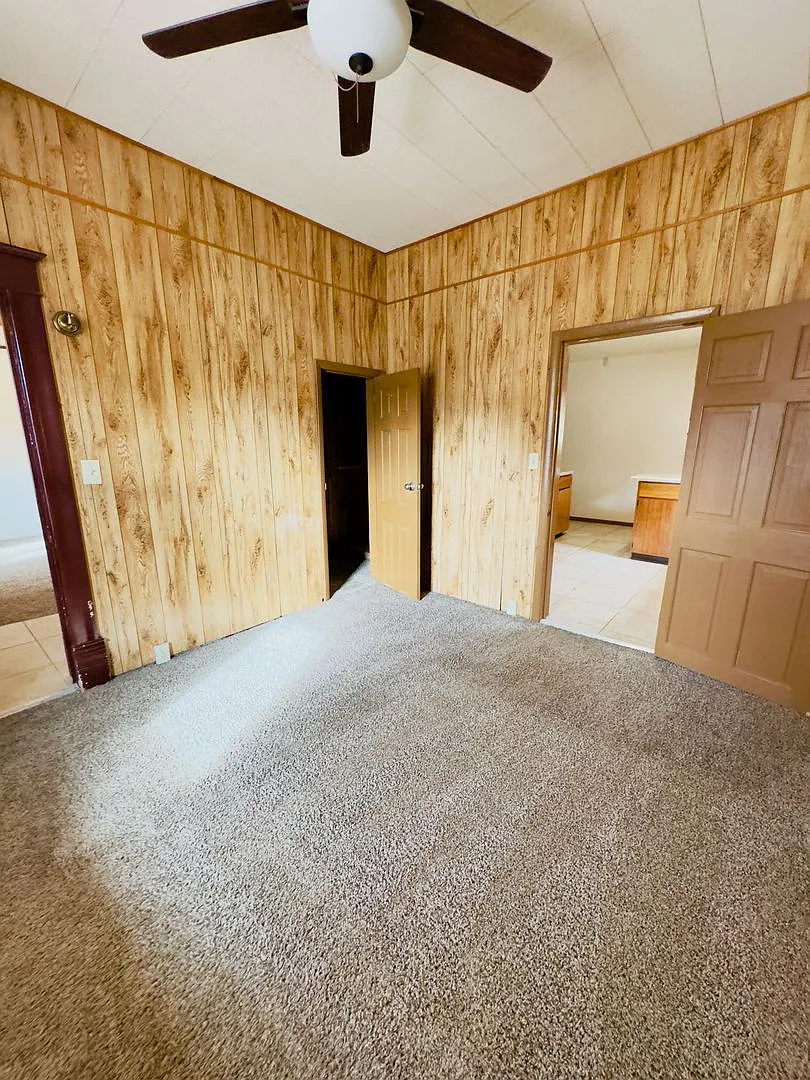 2 bed 1 bath home — Photo 3