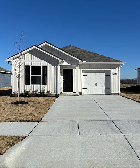 1405 Prescott Ln — Photo 1