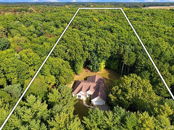 2nd image of 12368 Upas Rd