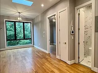 1087 Madison St #2T, Brooklyn, NY 11221