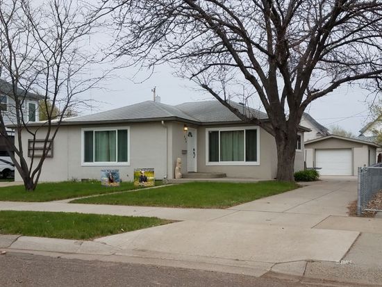 606 N Center Ave Miles City Mt 59301 Zillow
