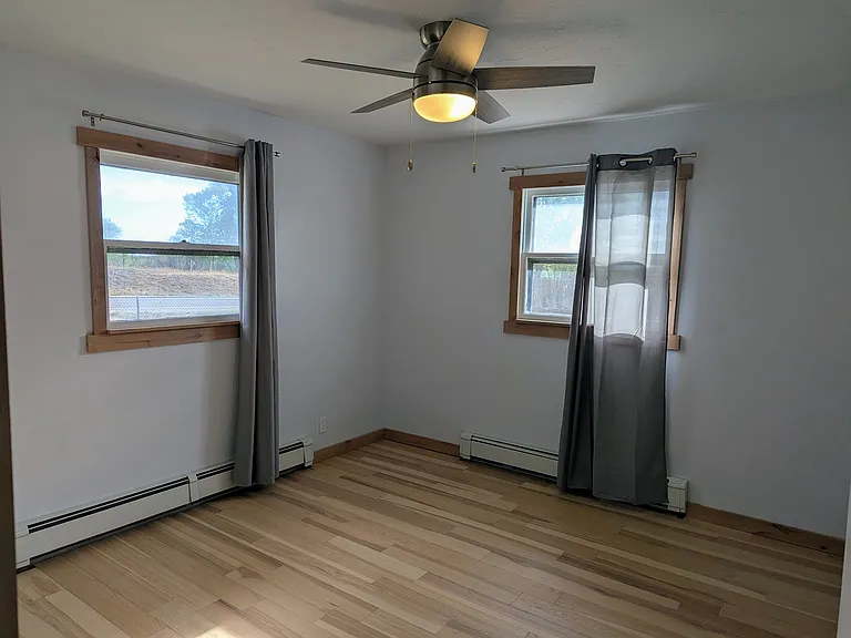 6600 Debra Dr — Photo 2