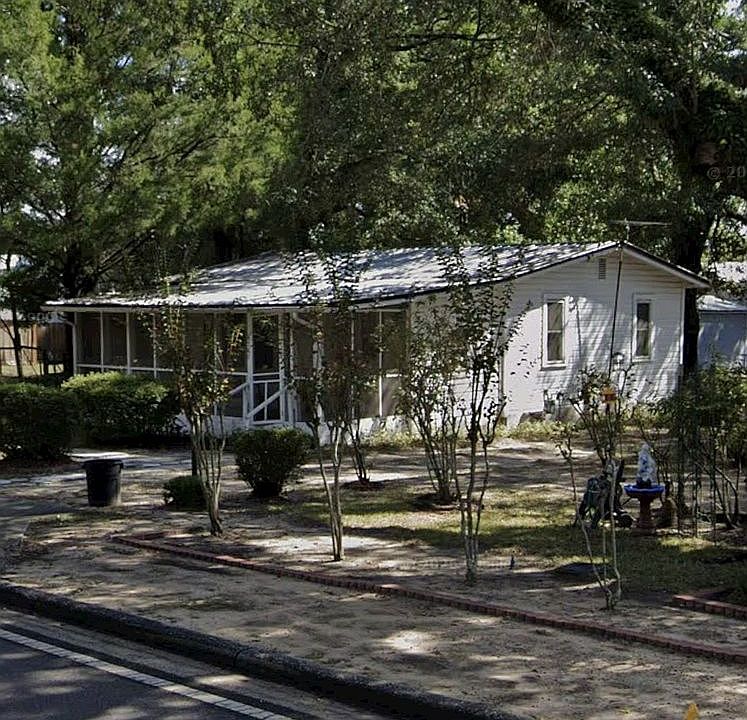 2nd image of 6367 Hamilton Bridge Rd