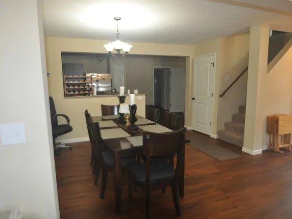142 Vineland Parkway Dr, Vine Grove, KY 40175