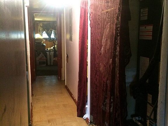 5th image of 7003 Queen Of Hearts Ct