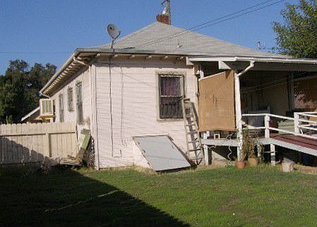 5th image of 1316 E Church St