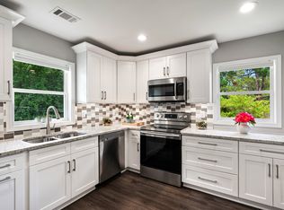 2999 Whispering Hills Ct, Atlanta, GA 30341
