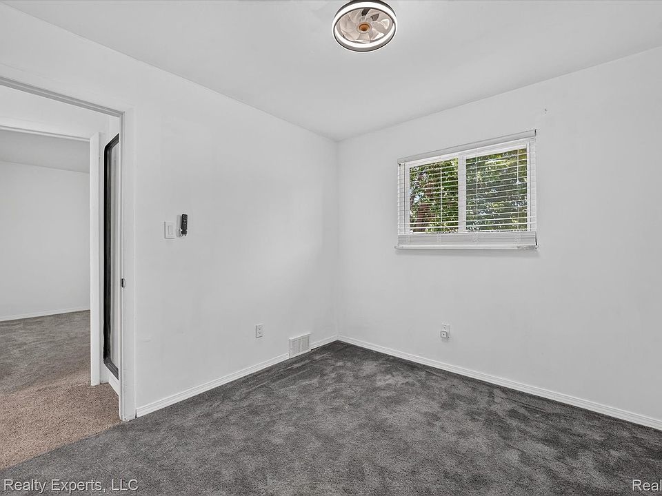 32000 Saint Margaret St, photo 25