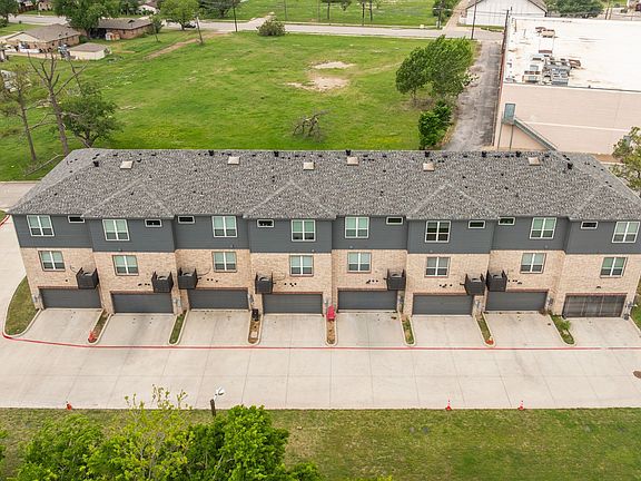 4th image of 1609 Mignon Dr