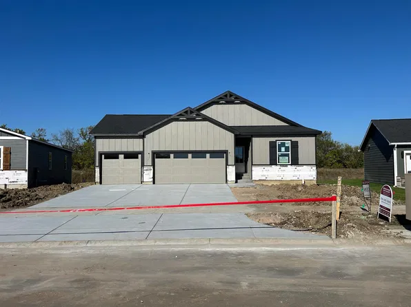 2214 S Vintage Dr, Andover, KS 67002