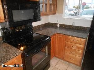 2nd image of 210 Seaport Blvd #44
