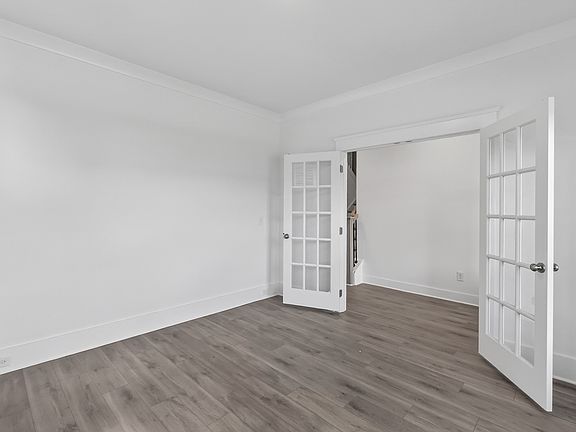 5th image of 2884 Arbor Valley Rd