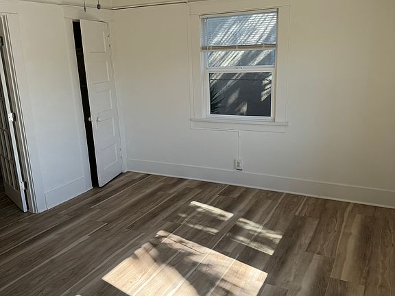 3rd image of 1913 E Broadway Unit 1