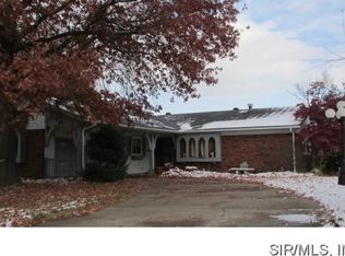 2329 Shirlene Dr, Granite City, IL 62040