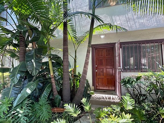 2nd image of 3335 S Canfield Ave #2