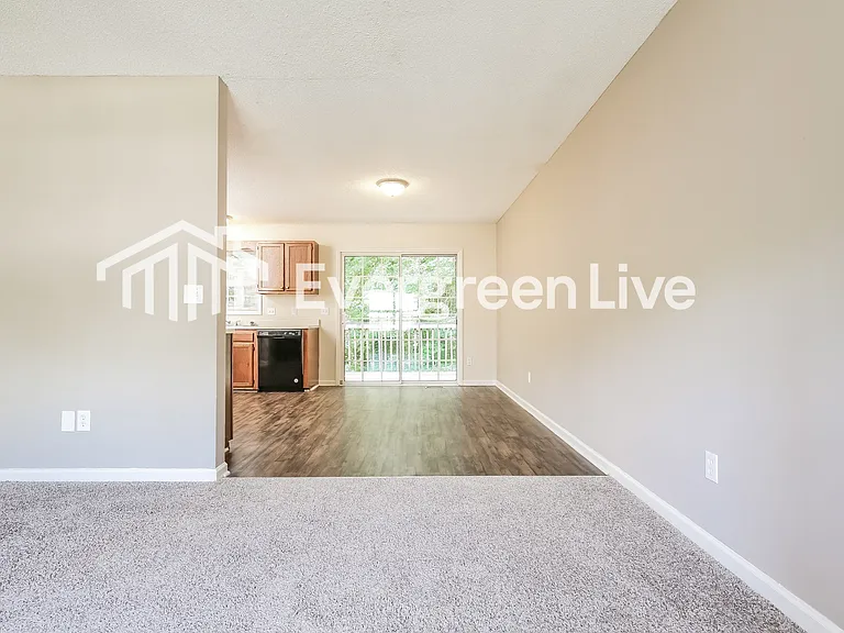 707 Grand St — Photo 3