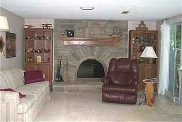 4th image of 169 Alexander Dr