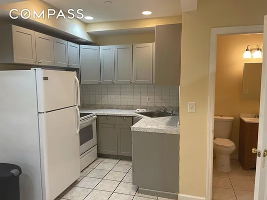 Rented by Compass | media 2