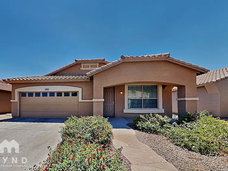 6834 S 30th Ln — Photo 1