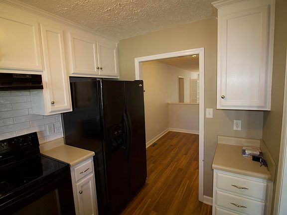 4th image of 105 John Lemley Ln