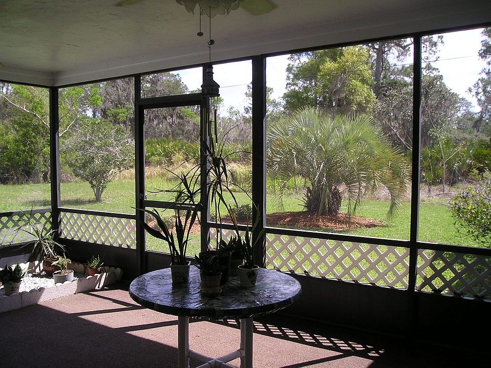 2nd image of 4514 Medina Way