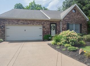 6401 Highcroft Dr, Evansville, IN 47715