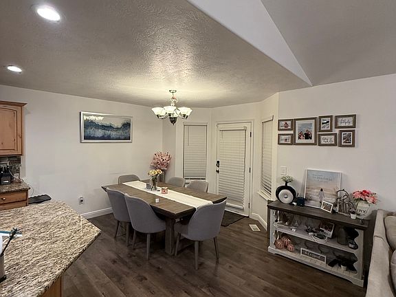 dinner room