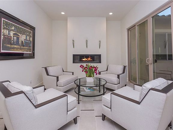 5th image of 42009 Knoll Vista Ln