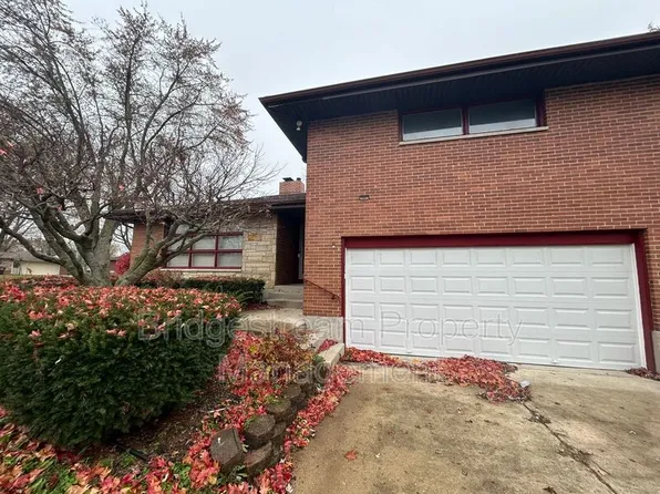 7201 McKenna Pl, Englewood, OH 45322