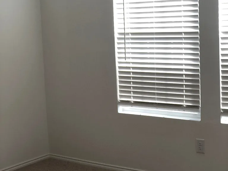 700 Dashwood Dr — Photo 5