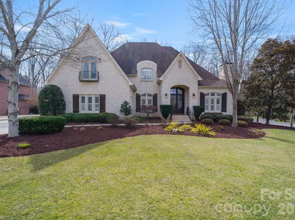 1400 War Admiral Ln, Waxhaw, NC 28173