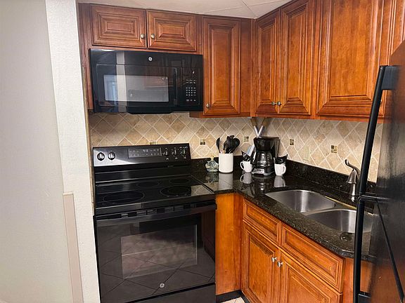 4th image of 1501 S Ocean Blvd. #1147