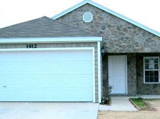 1912 S Pinewoods Dr, Rogers, AR 72758