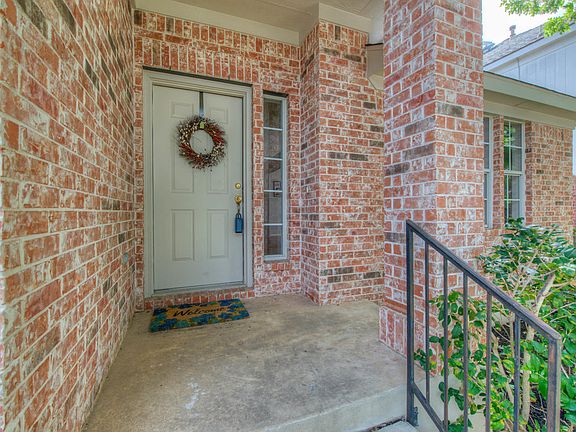 2nd image of 3737 Top Rock Ln