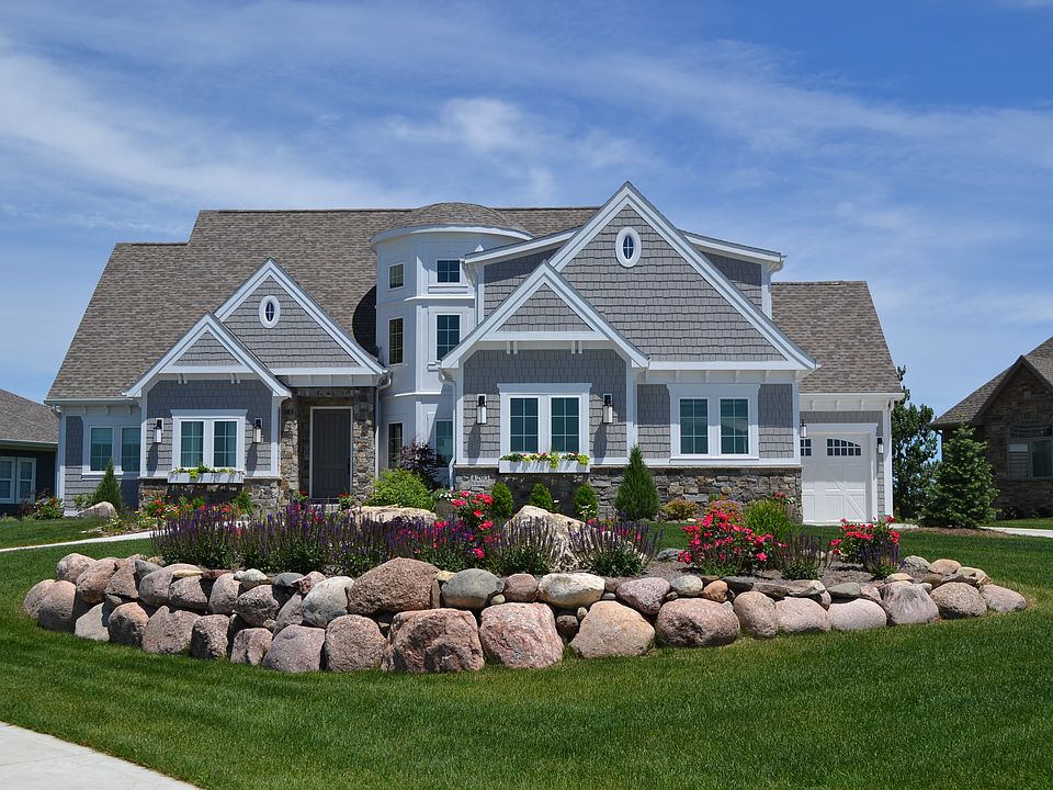 1st image of 4203 NE Bellagio Cir