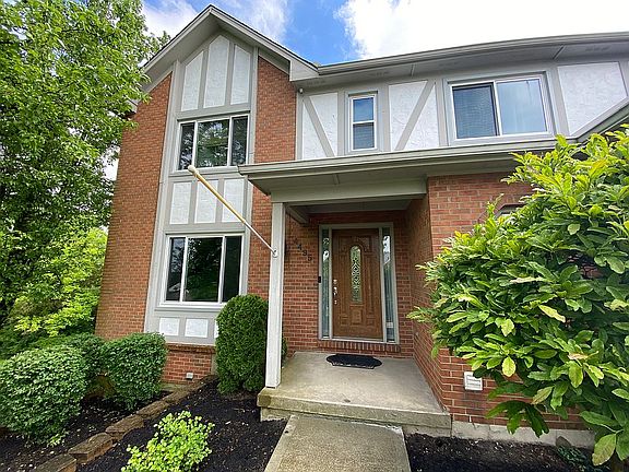 3rd image of 4495 Oakville Dr