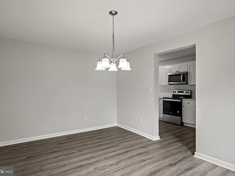 467 W Atlantic Ave — Photo 9