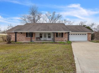 12 Concord Cir, Sapulpa, OK 74066