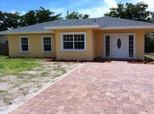 1700 Pleasant Dr, North Palm Beach, FL 33408