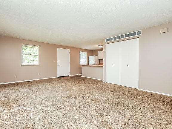 5th image of 8142 Mount Washington Dr