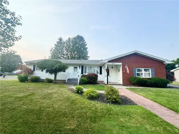 11 Cottrell St, Auburn, NY 13021