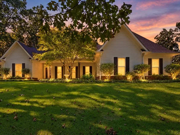 240 Elm Rd, Somerville, TN 38068