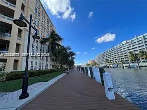 Alaqua Condo — Photo 4