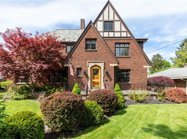 618 Rugby Rd, Syracuse, NY 13203