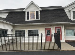 210 Portage Rd, Lewiston, NY 14092